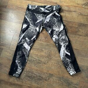 Lululemon capris